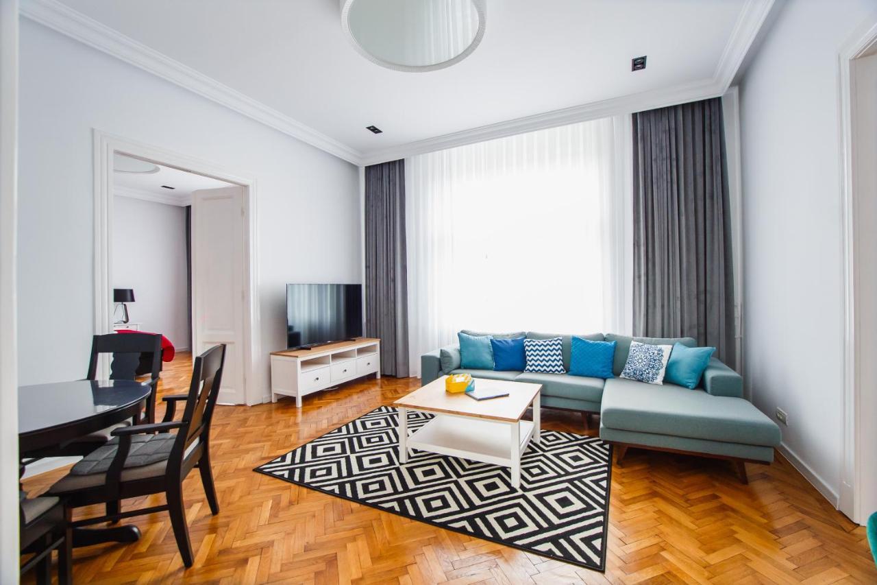 Spacious Riverviews Apartment Near Piata Unirii Орадя Екстер'єр фото